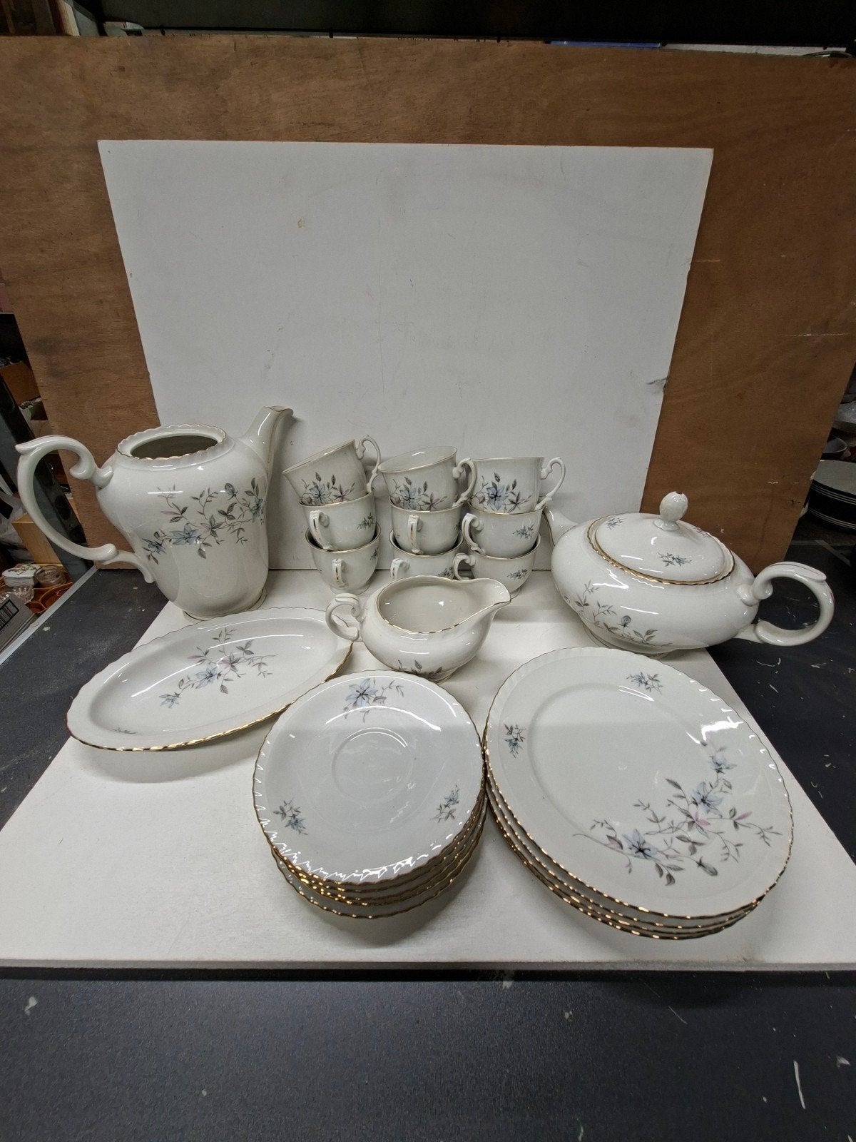 Vintage Thun Porseleinen Servies met Bloemmotief, Antiek en Kunst, Ophalen of Verzenden
