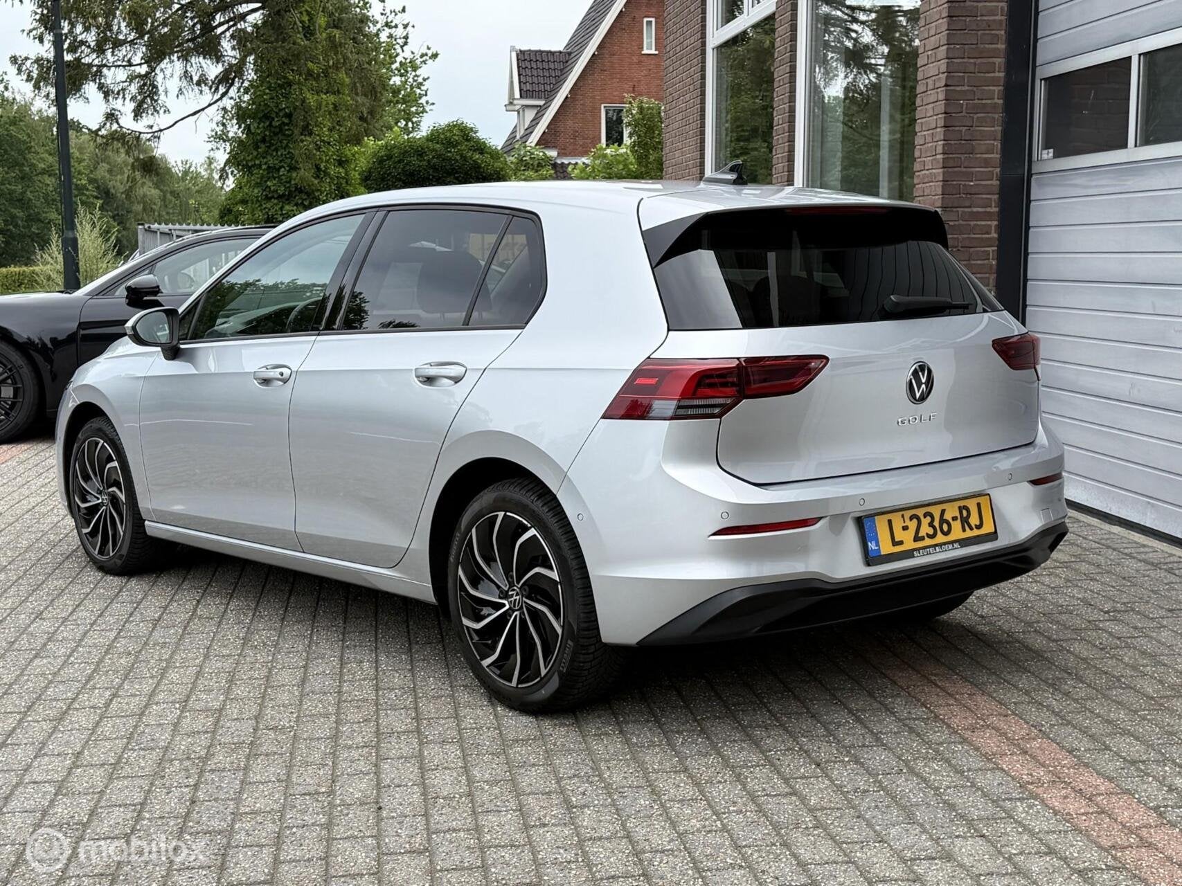 Volkswagen Golf 1.0 TSI NAVI/SFEER/CRUISE/STOEL.VW, Auto's, Voorwielaandrijving, Gebruikt, Euro 6, Origineel Nederlands