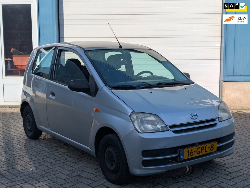 Daihatsu Cuore 1.0-12V 100th Anniversary Airco Inruiler, Auto's, Stof, 18 €/maand, 4 stoelen, Cuore