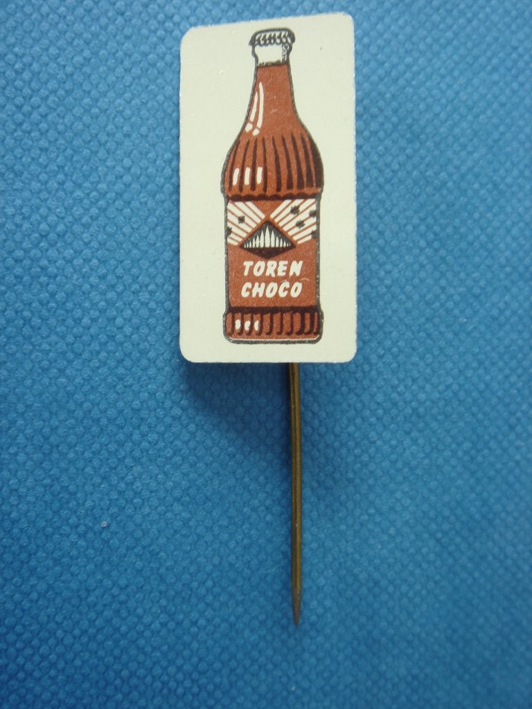 Speld Toren Choco, Ophalen of Verzenden, Gebruikt, Merk, Speldje of Pin