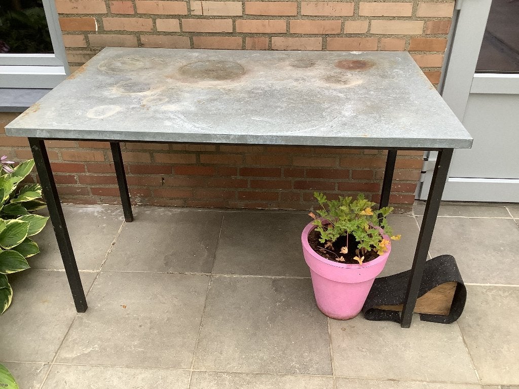 Gratis af te halen tafel, Tuin en Terras, Ophalen, Gebruikt, Rechthoekig, Metaal