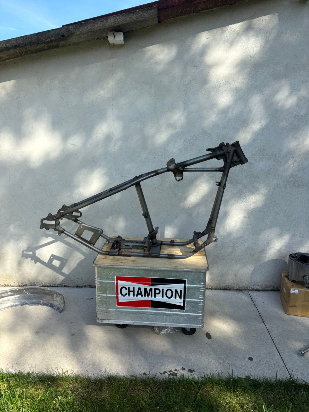 Gloednieuw Harley VG panhead frame 54-57, Motoren, Ophalen