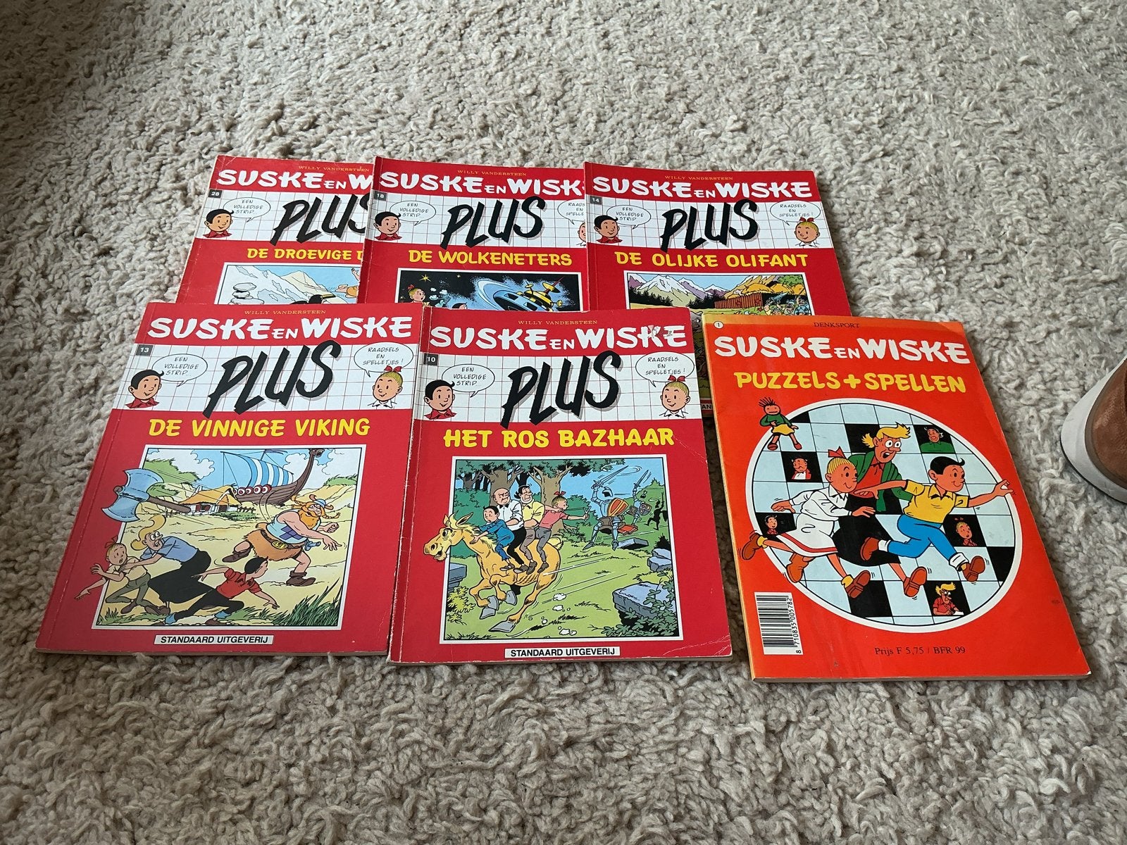 Suske en Wiske Plus & Puzzels + Spellen -  opbr giro 555, Meerdere stripboeken, Ophalen of Verzenden, Gelezen