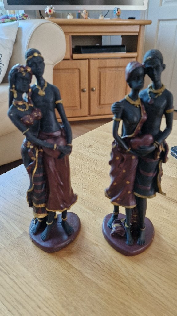 2 beelden echtparen uit afrika, Groep mensen, Ophalen of Verzenden, 20 - 50 cm, Beeld