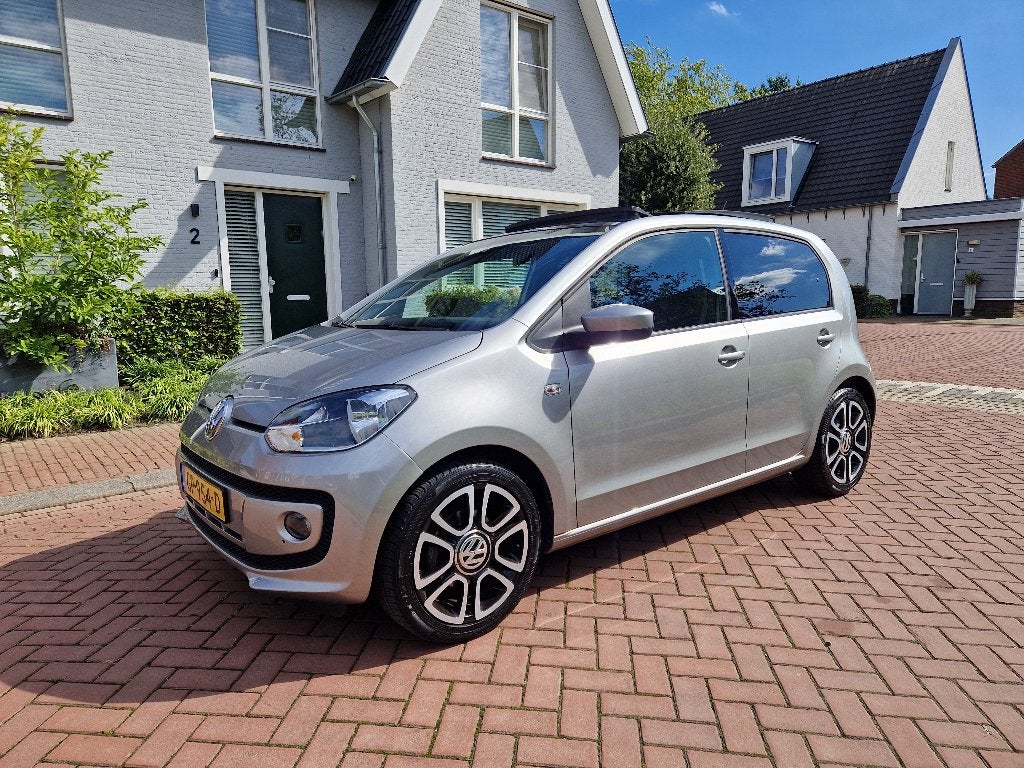 Volkswagen up! ORIG NL 2015 panorama dak VW up pano LAGE KM, Up!, Overige kleuren, Handgeschakeld, Metallic lak
