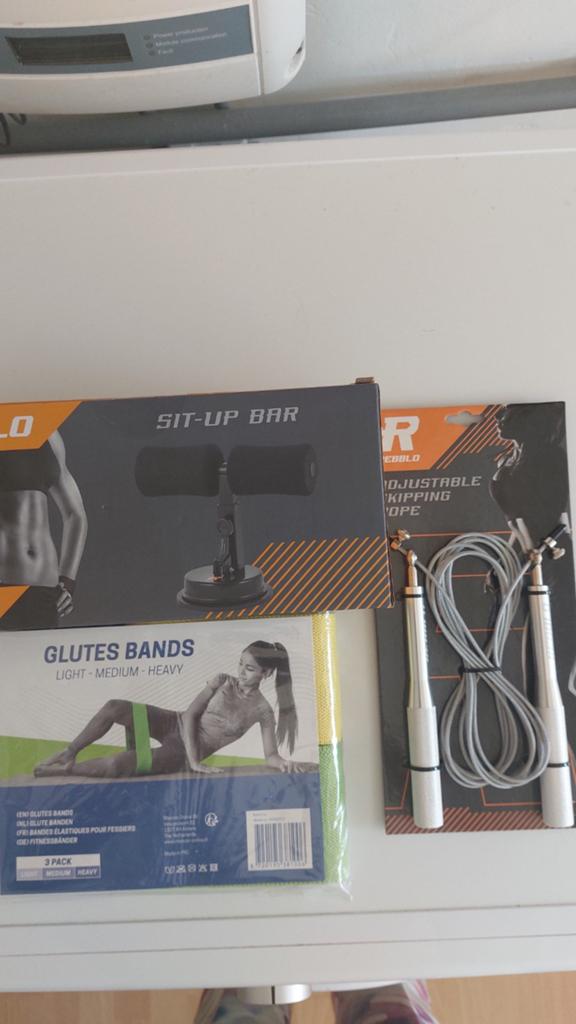 Fitness Set: Weerstandsbanden, Springtouw & Sit-up Bar, Sport en Fitness, Fitnessmaterialen, Ophalen of Verzenden