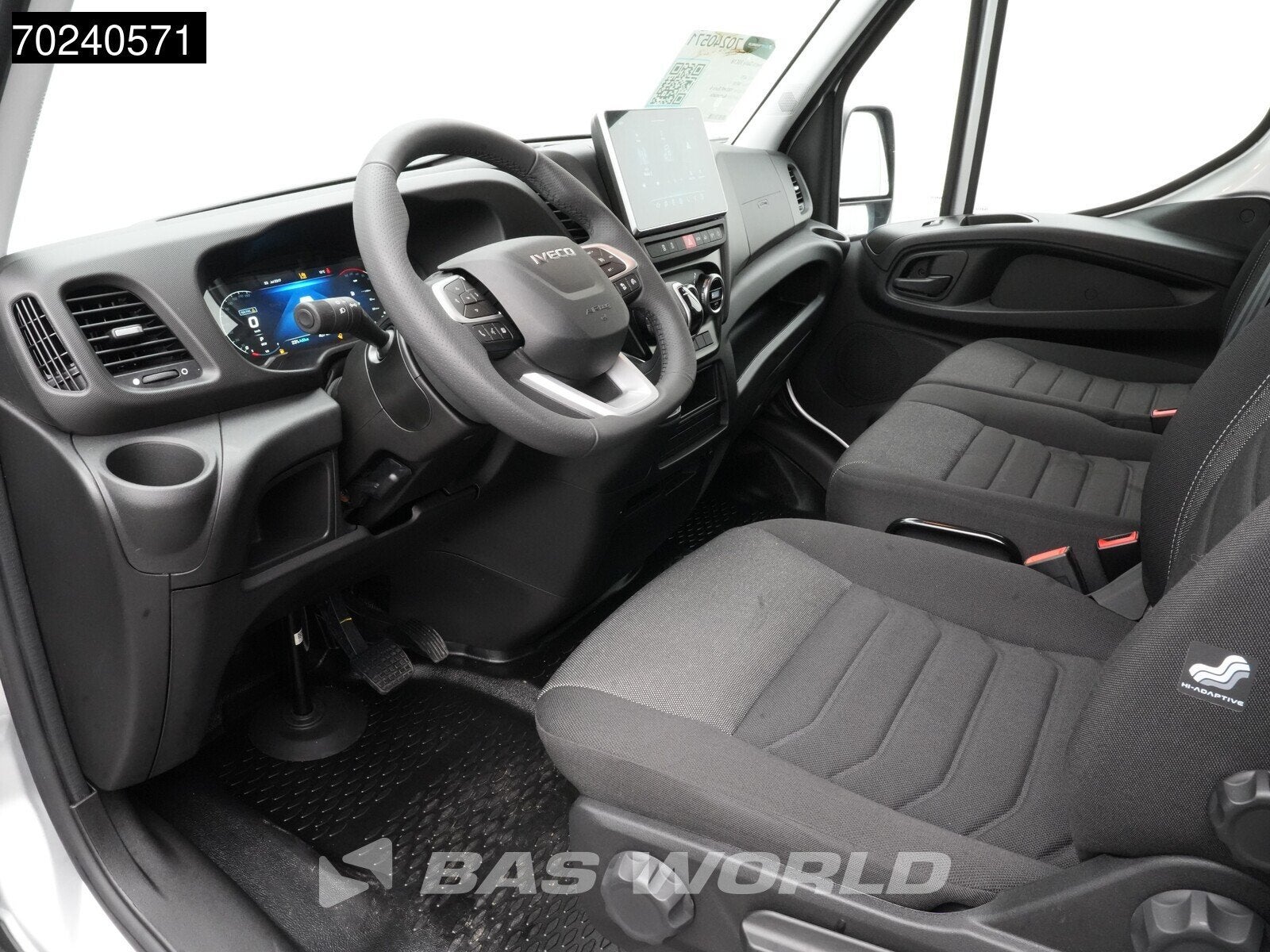 Iveco Daily 35C18 BPM VRIJ! 3.0L Automaat L3H2 180PK Dubbell, Auto's, Automaat, Stof, Euro 6, 4 cilinders