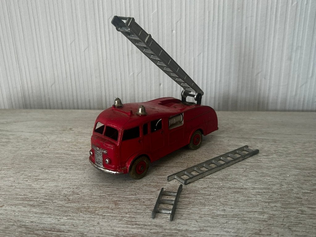 Dinky Supertoys - Fire Engine - 955 - speelgoed - vintage, Ophalen, Gebruikt, Bus of Vrachtwagen, Dinky Toys