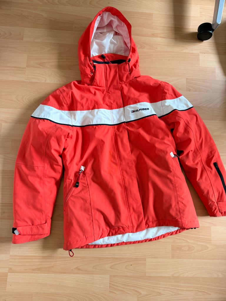 Tommy Hilfiger dames wintersport jas maat 40 zeer goed, Ophalen of Verzenden, Zo goed als nieuw, Maat 38/40 (M), Jack