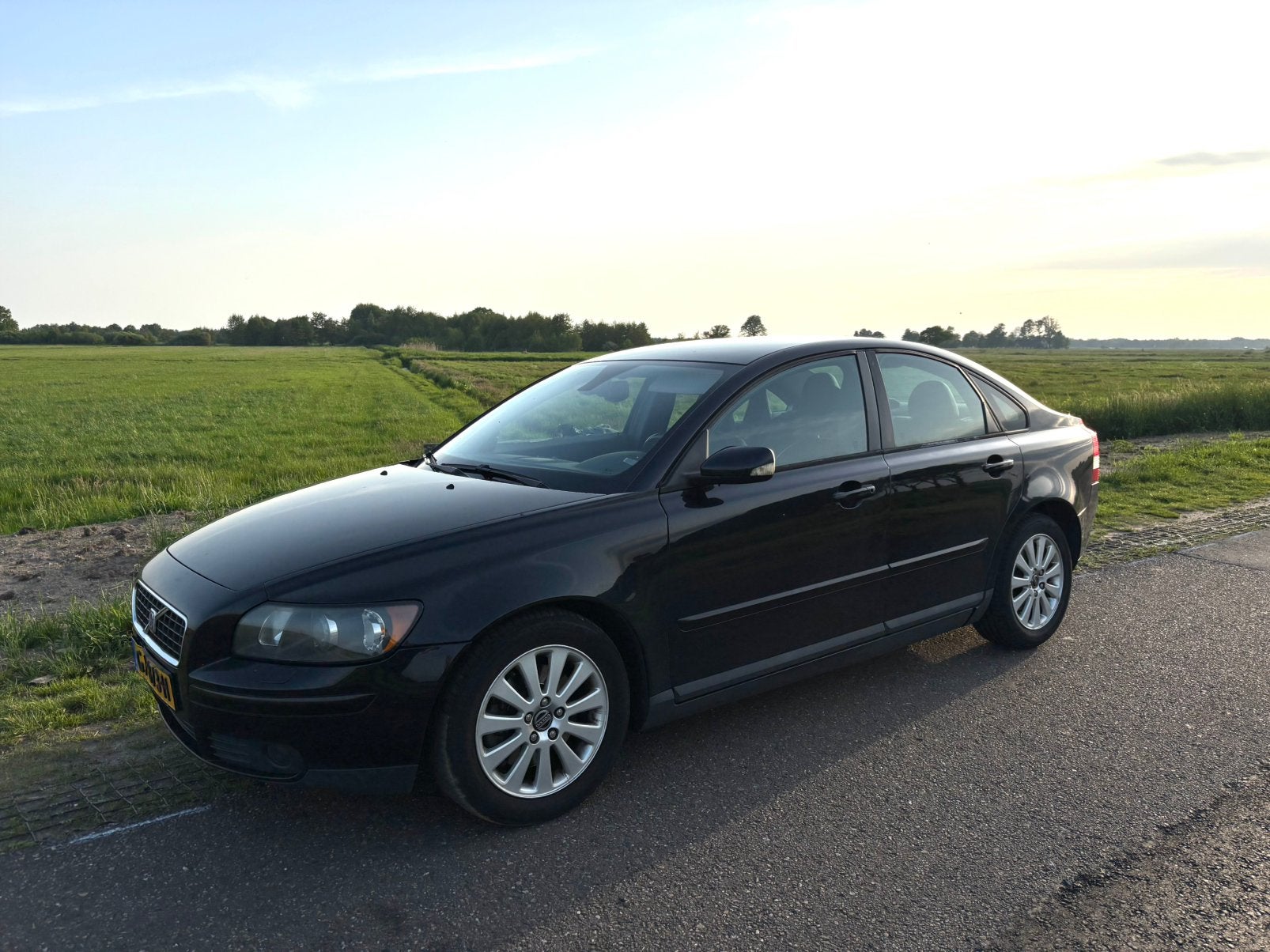 Volvo S40 2.4 I 103KW 2005 Zwart, Auto's, Volvo, Particulier, S40, Airconditioning, Cruise Control, Benzine, Euro 4, D, Sedan