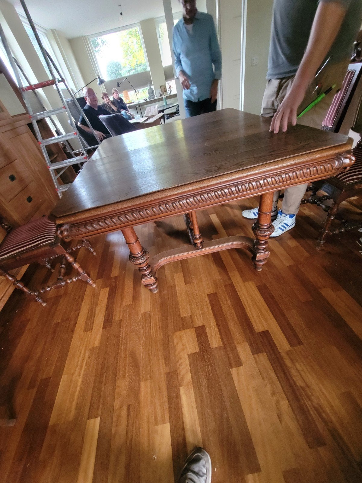 Antieke Mechelse Eiken Eettafel en5 Stoelen - Uitschuifbaar, Ophalen