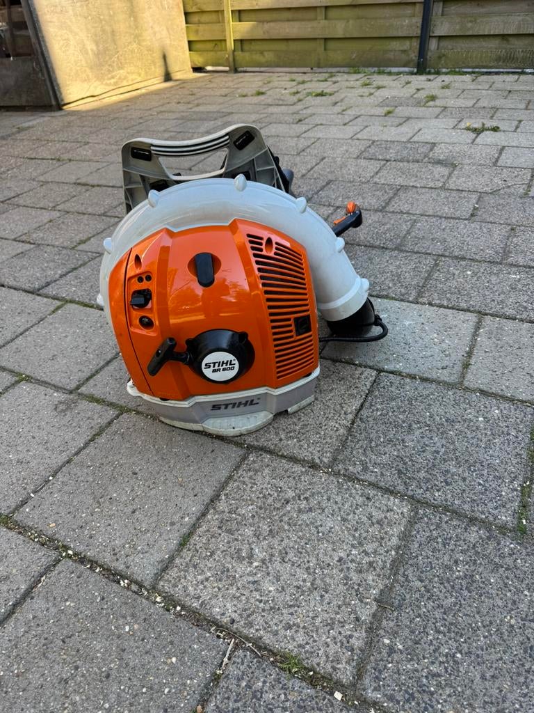 Stihl BR 600. Bladblazer, Tuin en Terras, Ophalen of Verzenden, Gebruikt, Benzine, Ruggedragen