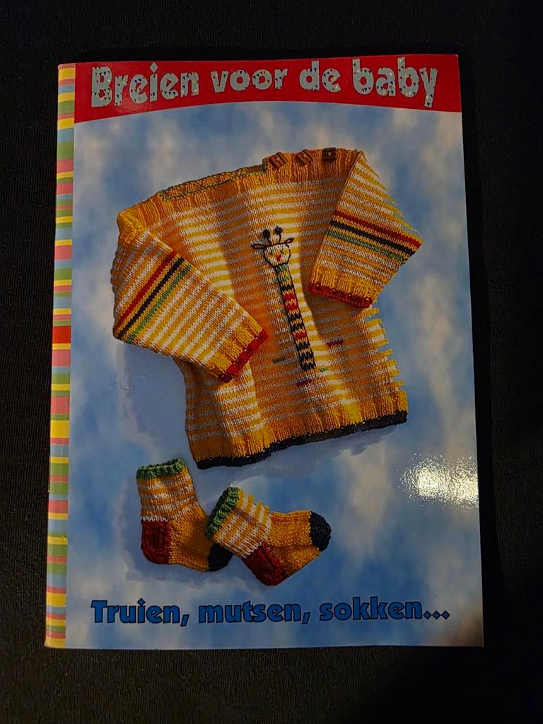 Breien voor de baby, Ophalen of Verzenden, Zo goed als nieuw, Breien, Patroon of Boek