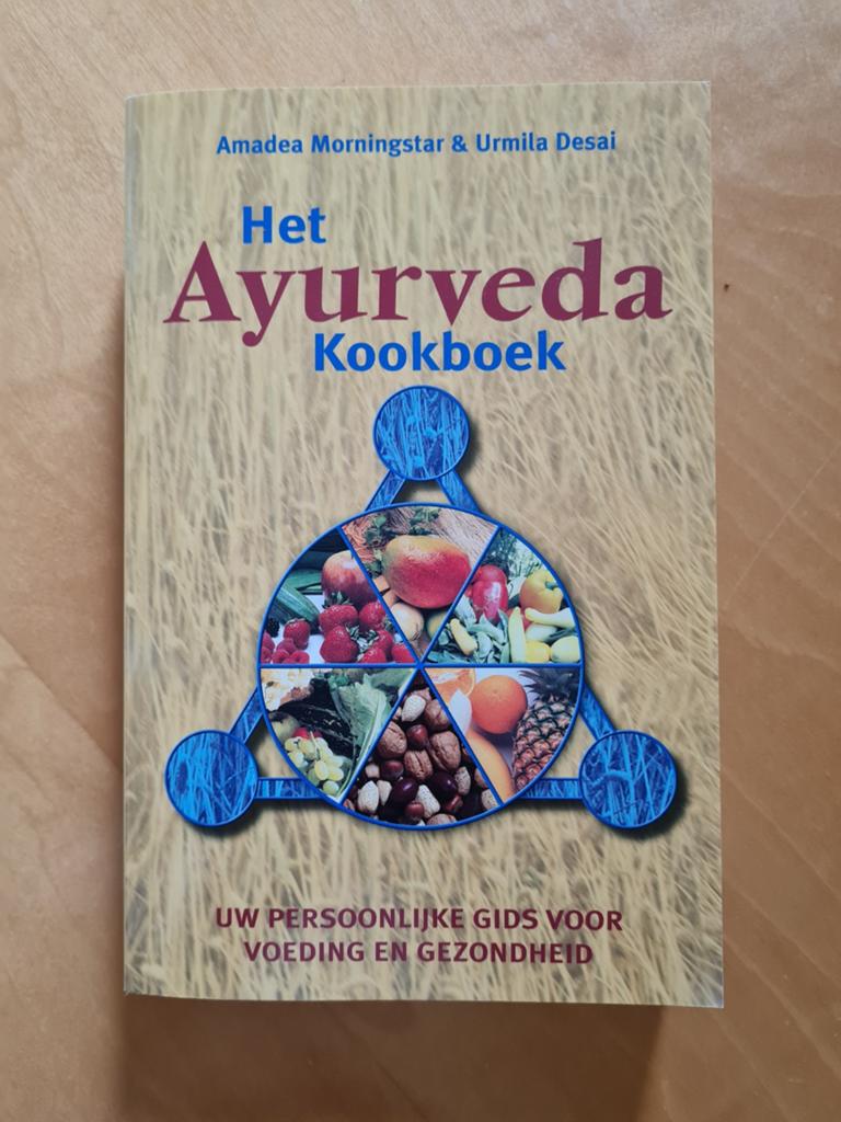 U. Desai - Het Ayurveda kookboek, Boeken, Ophalen of Verzenden, Zo goed als nieuw, U. Desai; A. Morningstar
