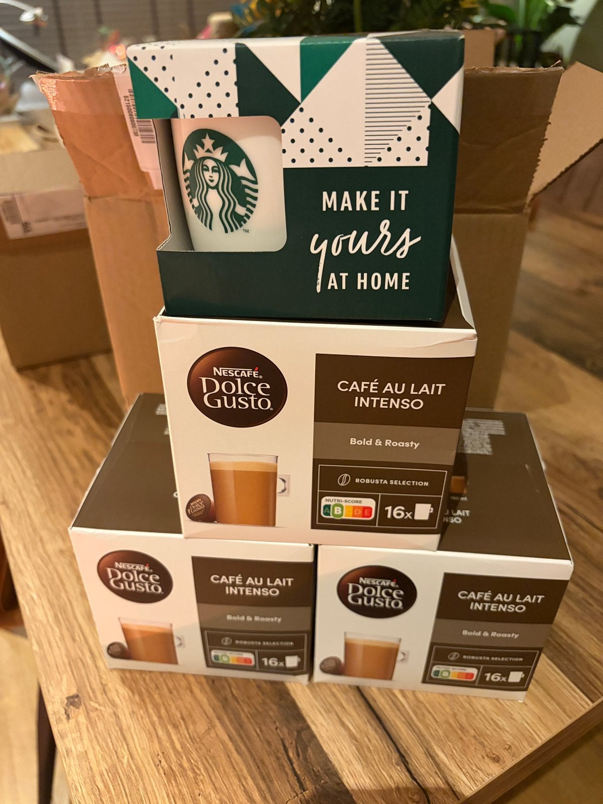 Nescafe Dolce Gusto Café au Lait Intenso + Starbucks mok, Ophalen of Verzenden