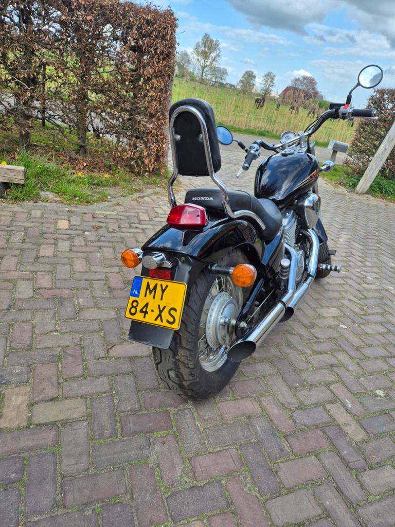 Te koop Honda Shadow VT600c, 2 cilinders, Occasion, Chopper, Particulier