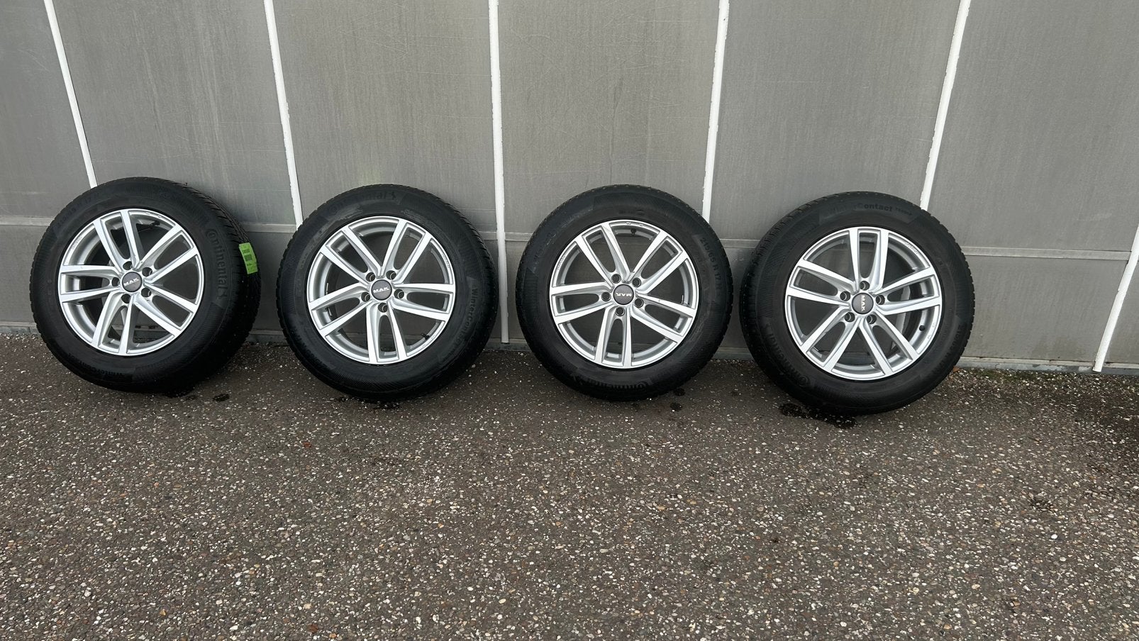MAK lichtmetalen velgen van 17 inch met winterbanden, Ophalen, Gebruikt