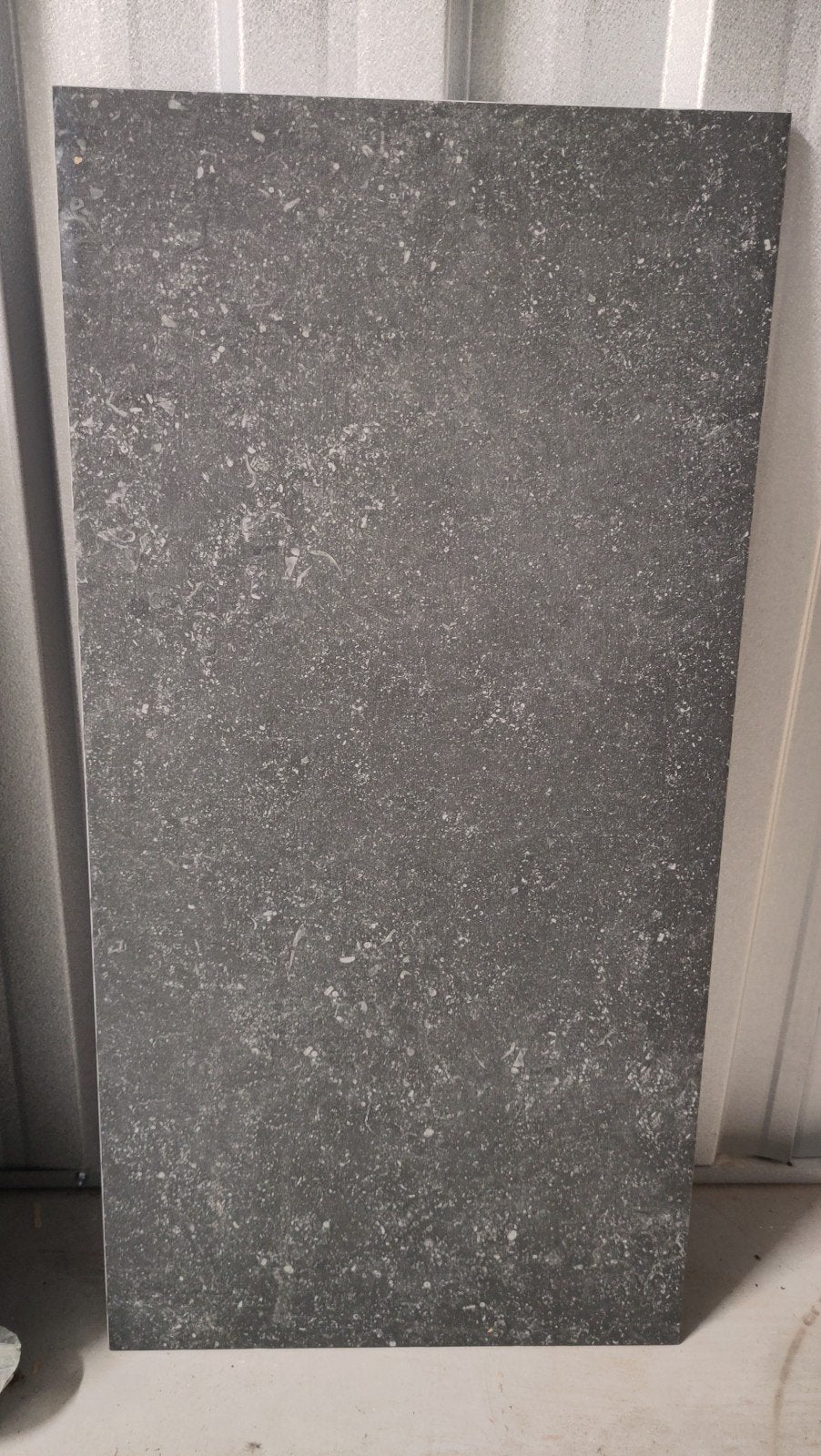 Gratis: 8 tegels Belcikstone Italia 40*80 cm, Ophalen, 60 cm of meer, Nieuw, Minder dan 5 m²