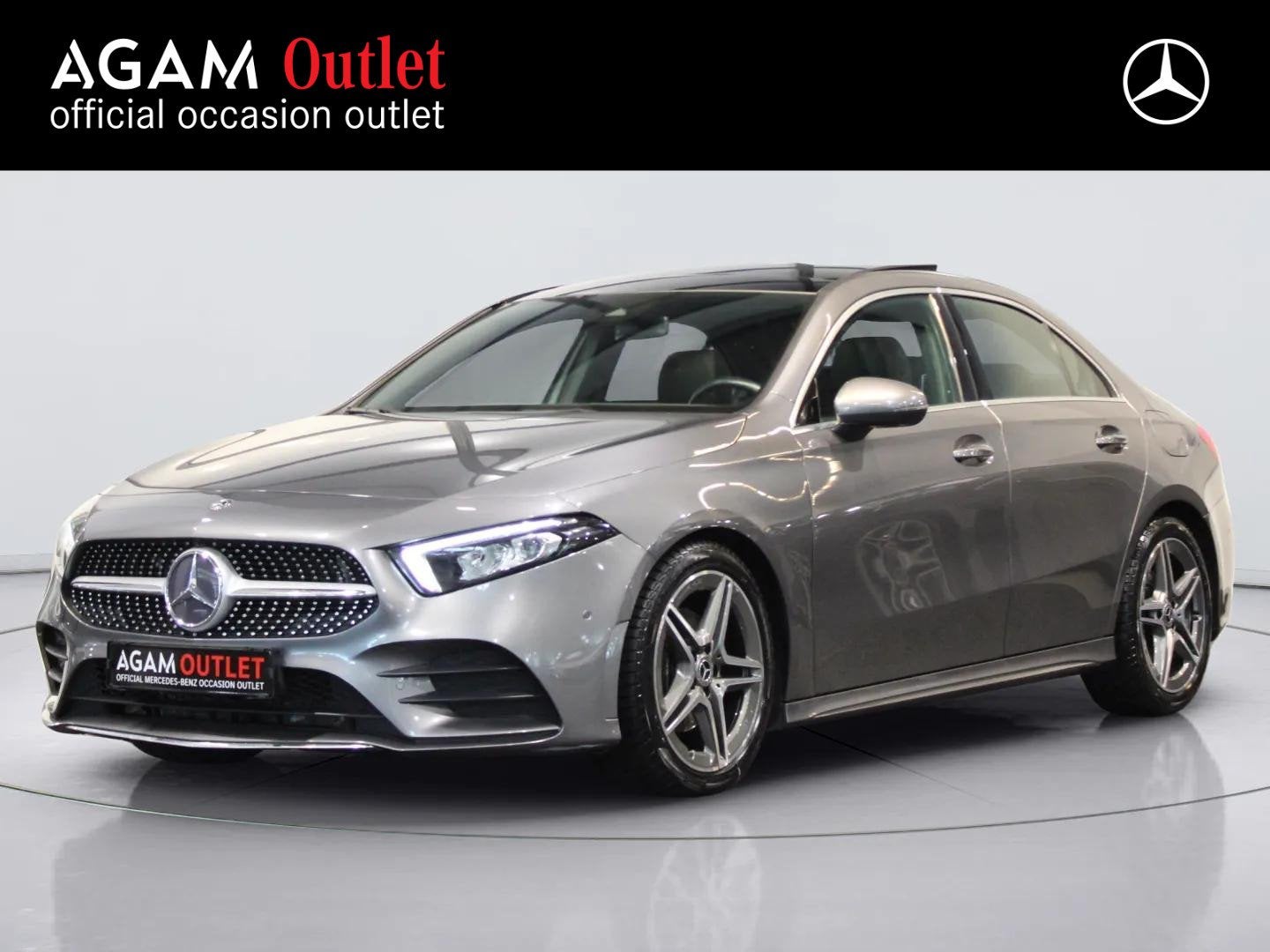 Mercedes-Benz A-Klasse Limousine 200 Launch Edition | Panora, Auto's, Gebruikt, 4 cilinders, Leder en Stof, 163 pk