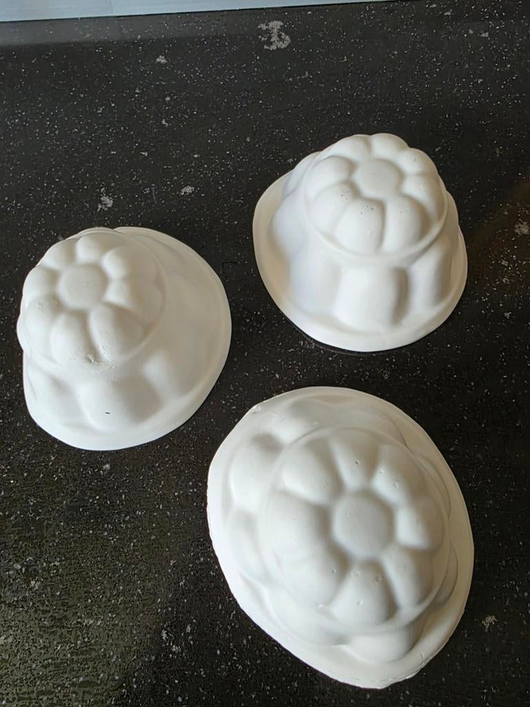 3 keramiek handmade kleine schaaltjes puddingvormpjes, Huis en Inrichting, Keuken | Servies, Keramiek, Nieuw, Ophalen of Verzenden