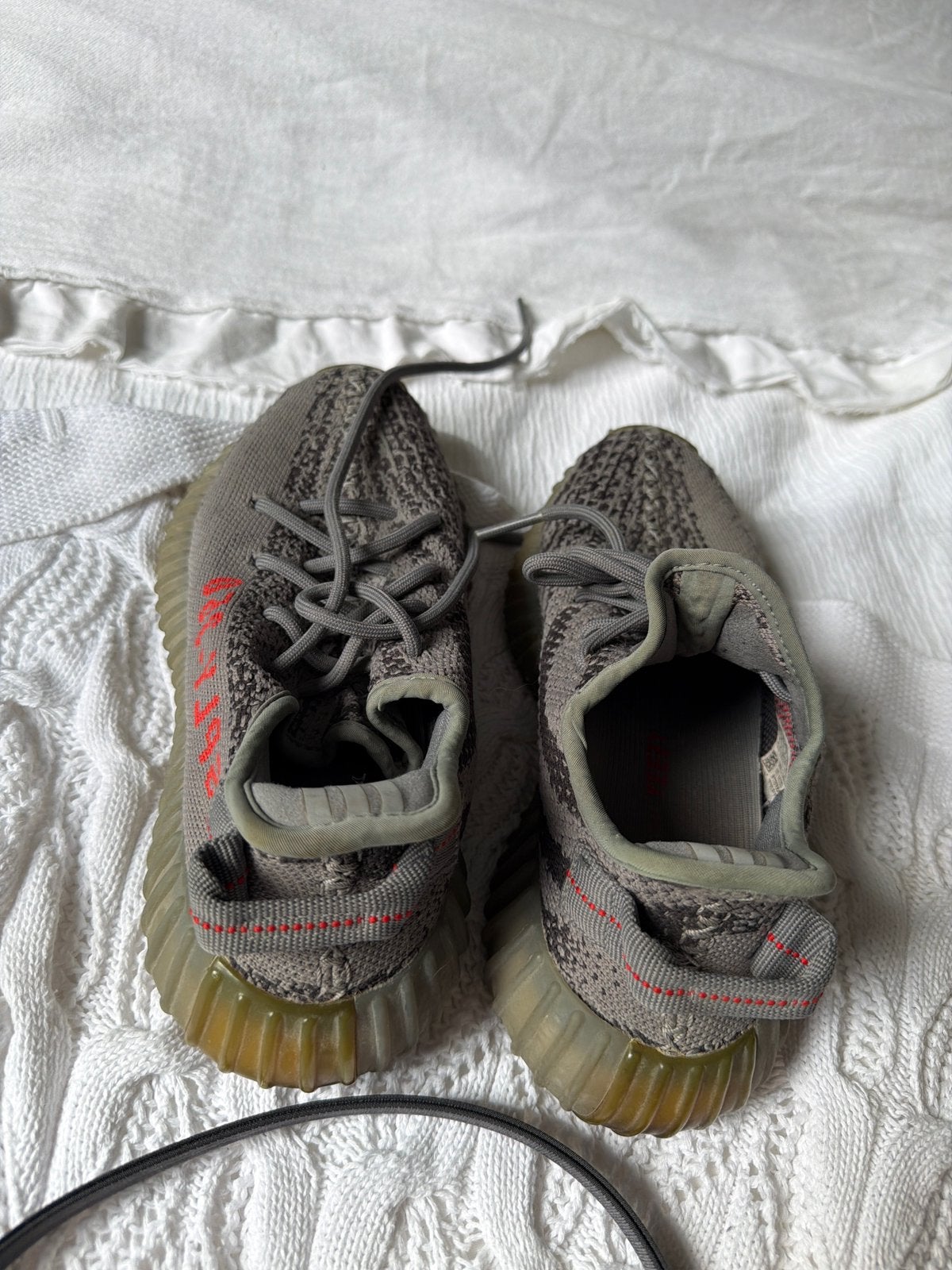 Yeezy maat 36, Sport en Fitness, Loopsport en Atletiek, Ophalen of Verzenden, Zo goed als nieuw, Hardloopschoenen, Overige merken