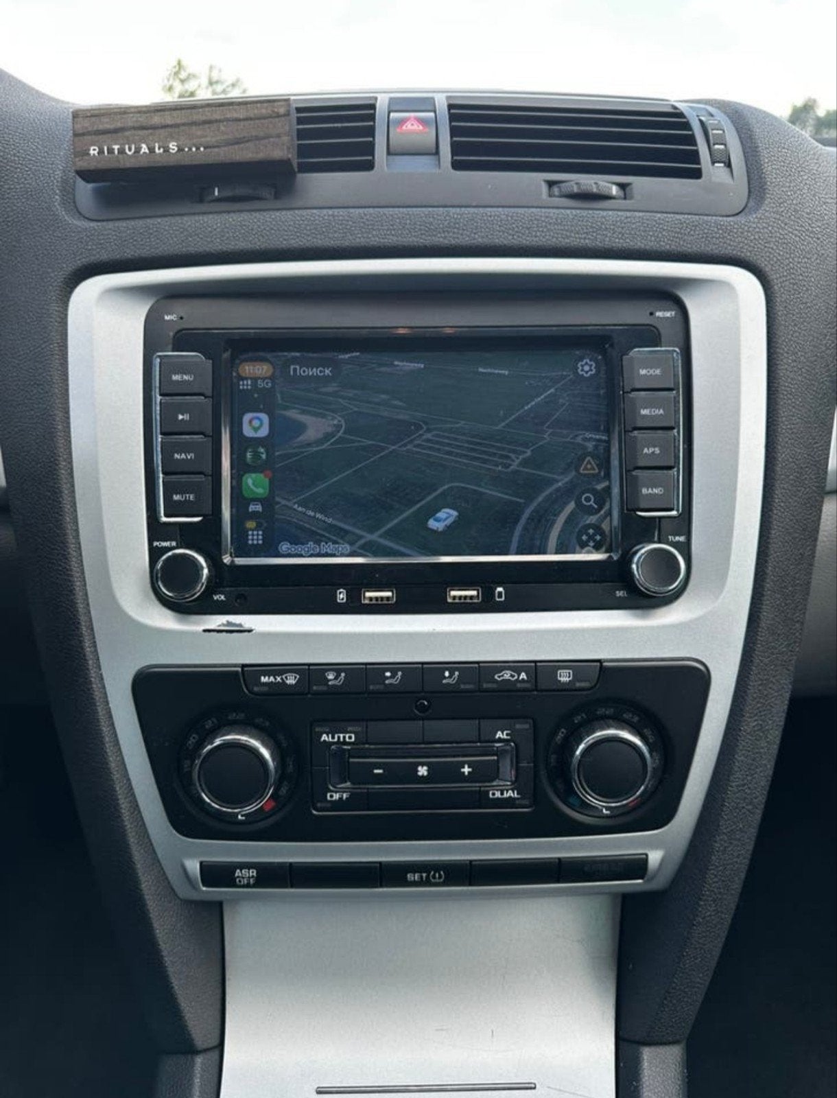 Skoda Octavia CarPlay (2009-2012), Auto diversen, Ophalen of Verzenden, Gebruikt