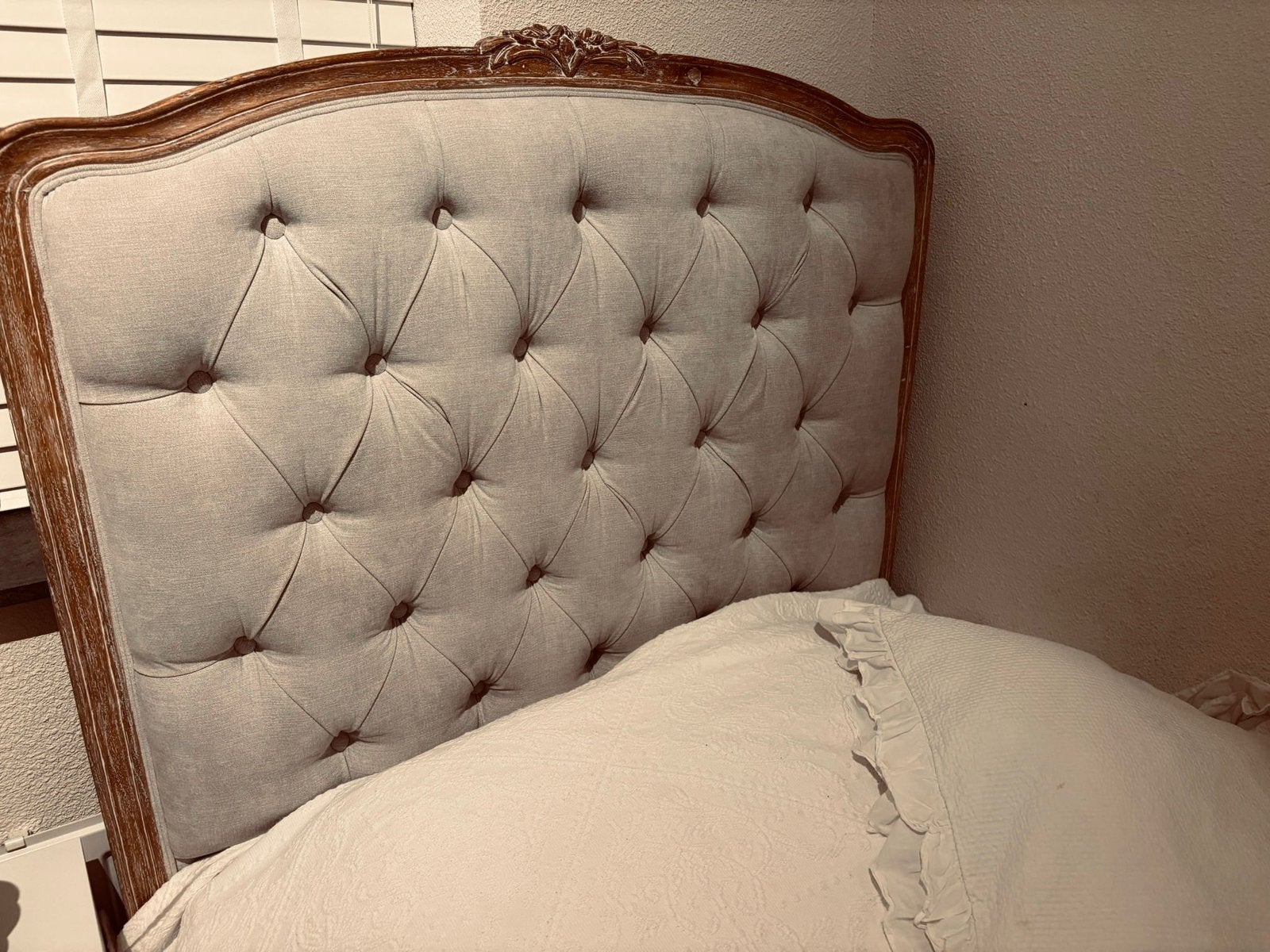 Bed “ elise chauvel “, Ophalen of Verzenden, Zo goed als nieuw, Eenpersoons