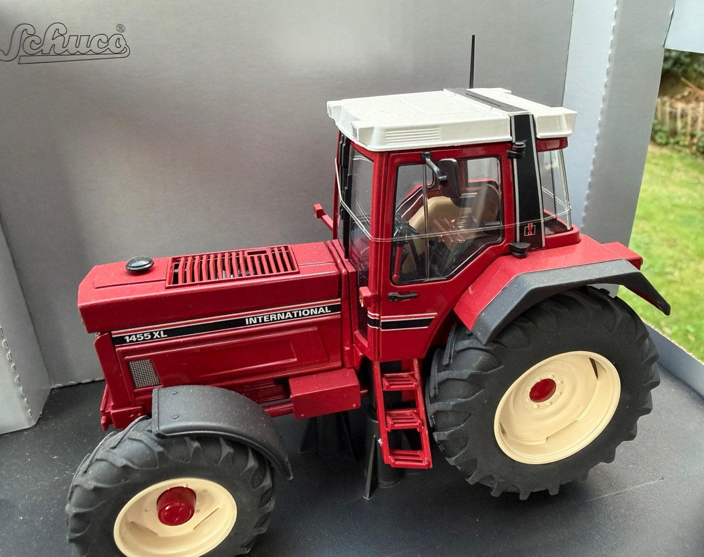 Schuco 1455 XL International zo goed als nieuw, Hobby en Vrije tijd, Modelauto's | 1:32, Ophalen of Verzenden, Zo goed als nieuw