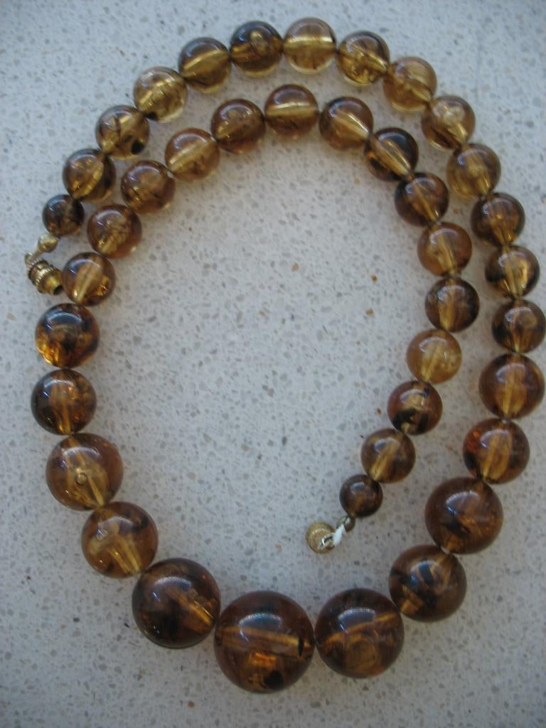 Ketting Kralen Synthetisch Amber ( nr. 5) Vintage, Ophalen of Verzenden, Overige materialen, Ketting
