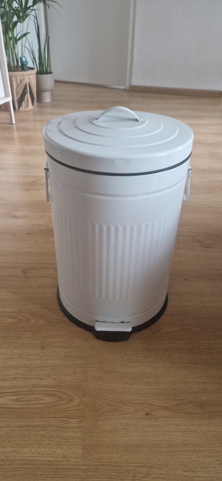 Retro Pedaalemmer - 12 Liter - Wit, Huis en Inrichting, Woonaccessoires | Prullenbakken, Ophalen, Gebruikt, Met pedaal, Metaal