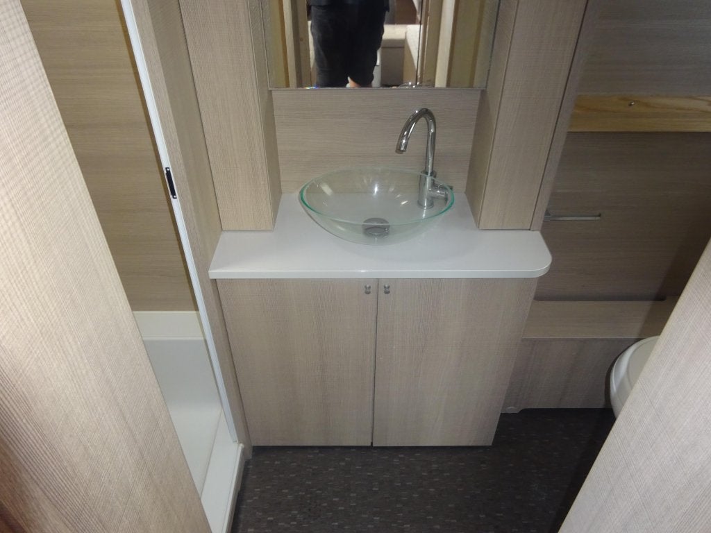 Foto 21 van Adria Adora 613 UT #BOMVOL#