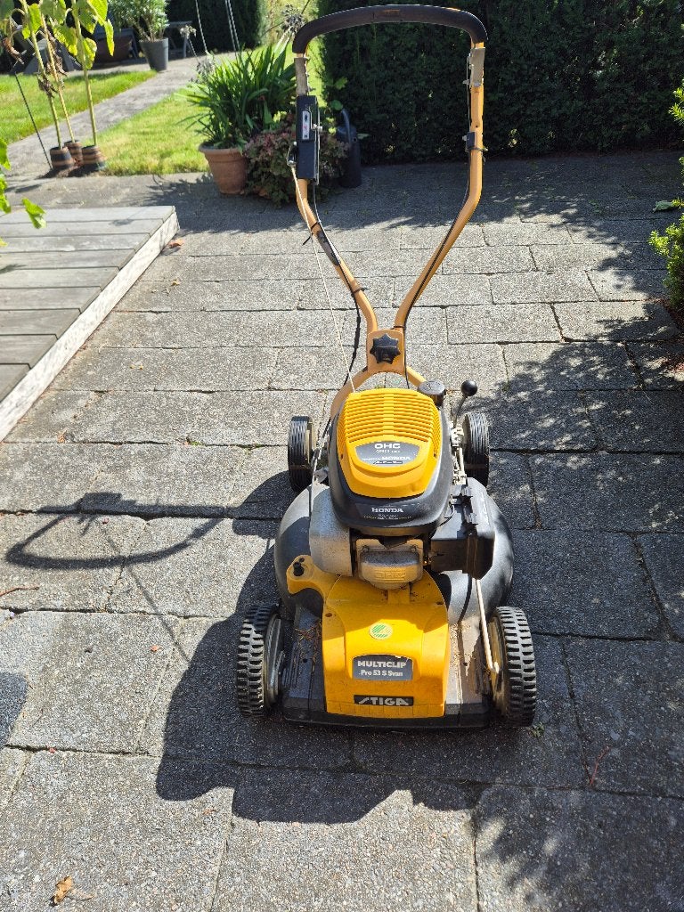 Professionele Stiga Multiclip Pro 53 S Svan, Ophalen, Cirkelmaaier, Gebruikt, Stiga