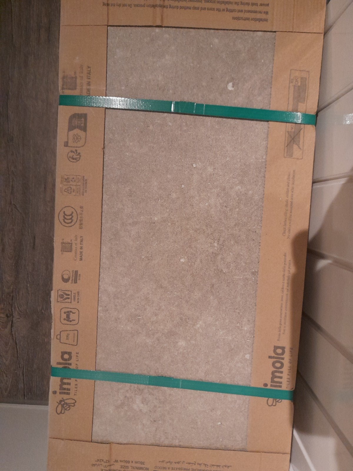Imola Keramische Tegels 29.8x59.7 cm - Nieuw in doos, Doe-het-zelf en Verbouw, Ophalen, 40 tot 60 cm, Keramiek, Nieuw
