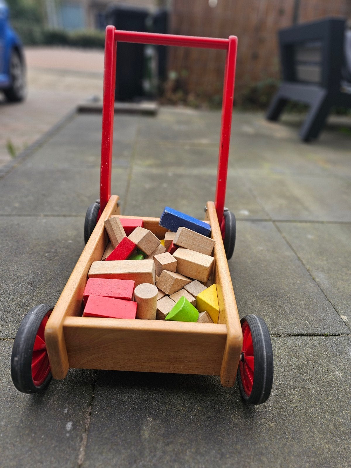 Houten loopwagen met verschillende blokken, Kinderen en Baby's, Speelgoed | Houten speelgoed, Ophalen, Gebruikt, Duw- of Trekspeelgoed