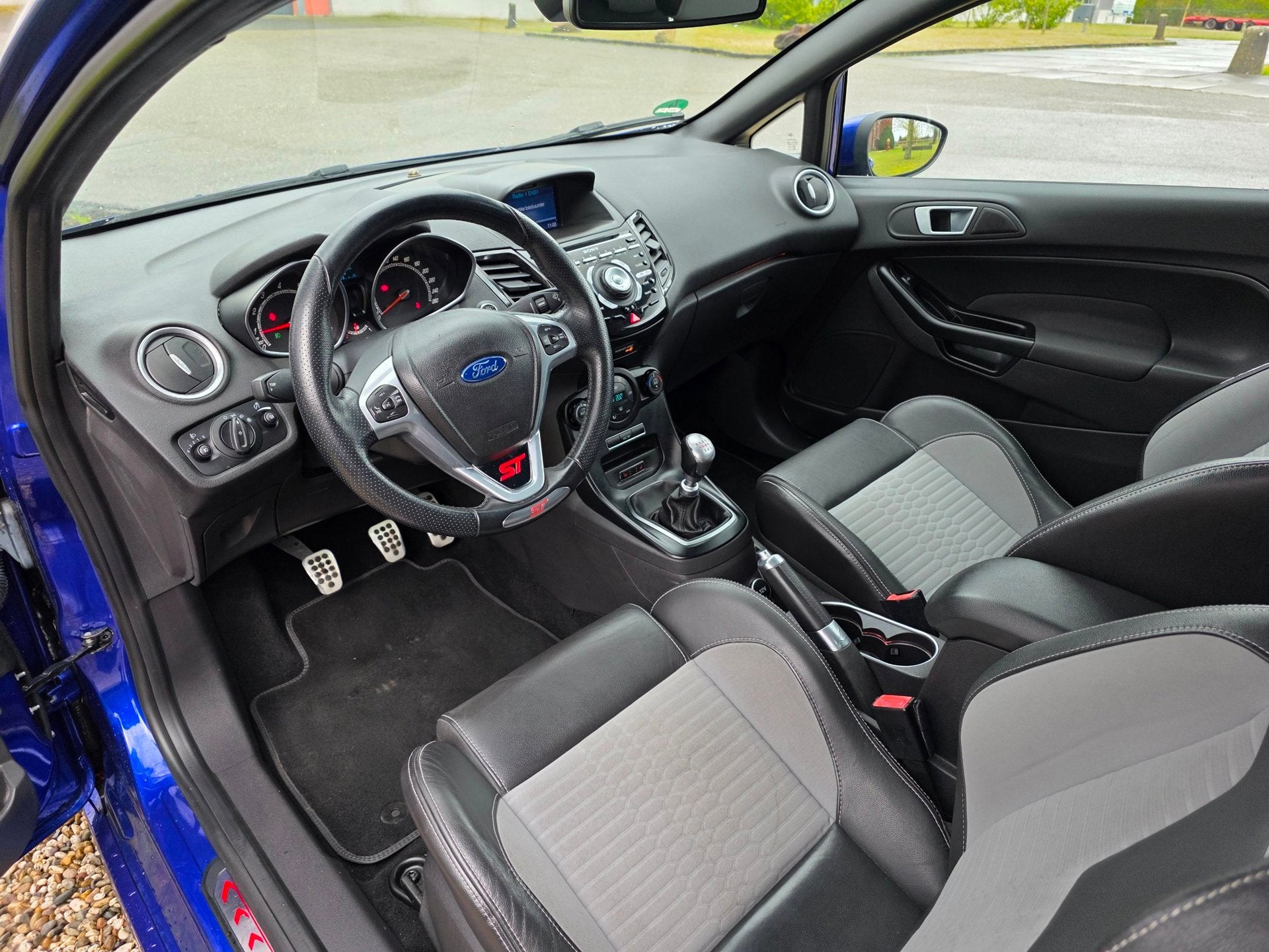 Ford Fiesta 1.6 ST2 recaro/AIRCO/cruise/STOELVERW, Auto's, Voorwielaandrijving, 1063 kg, Gebruikt, 4 cilinders