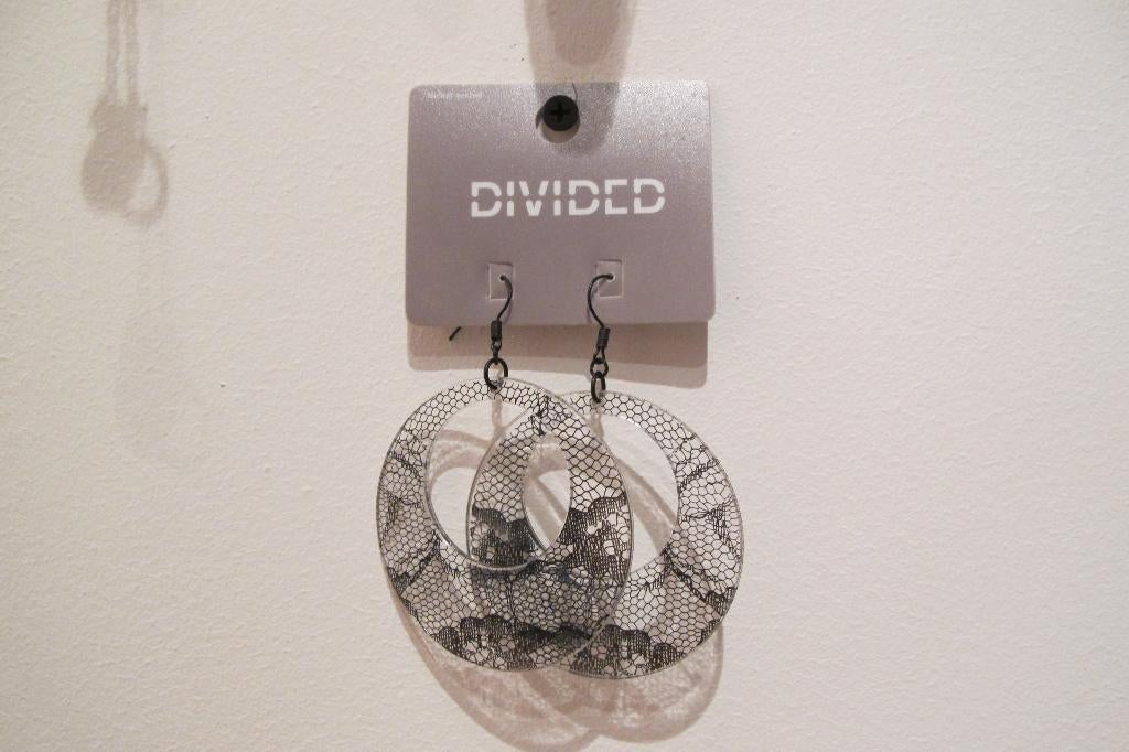 Black transparent hoop earrings (H&M), Overige materialen, Zwart, Ophalen of Verzenden, Hangers