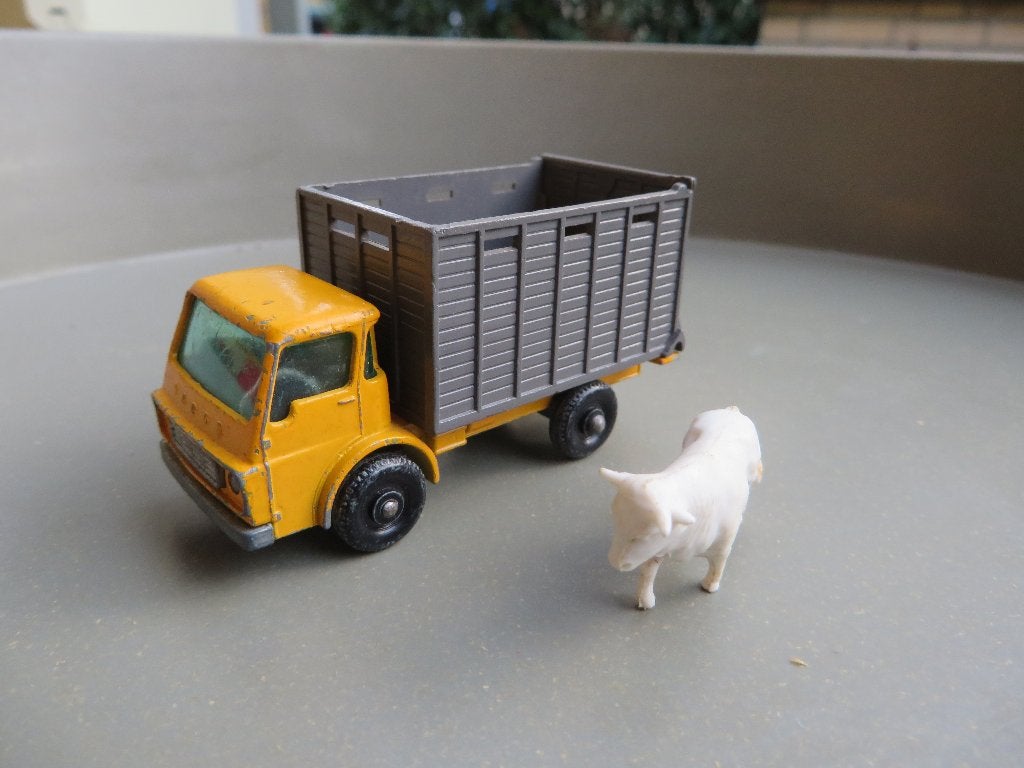 Matchbox No 37 Cattle Truck, Ophalen of Verzenden, Gebruikt, Bus of Vrachtwagen