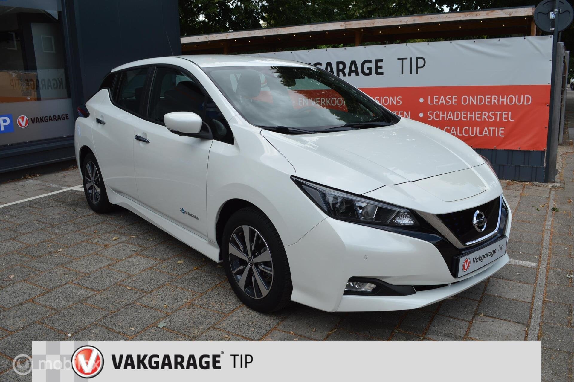 Nissan LEAF N-Connecta 40 kWh, Gebruikt, Wit, Origineel Nederlands, 1480 kg
