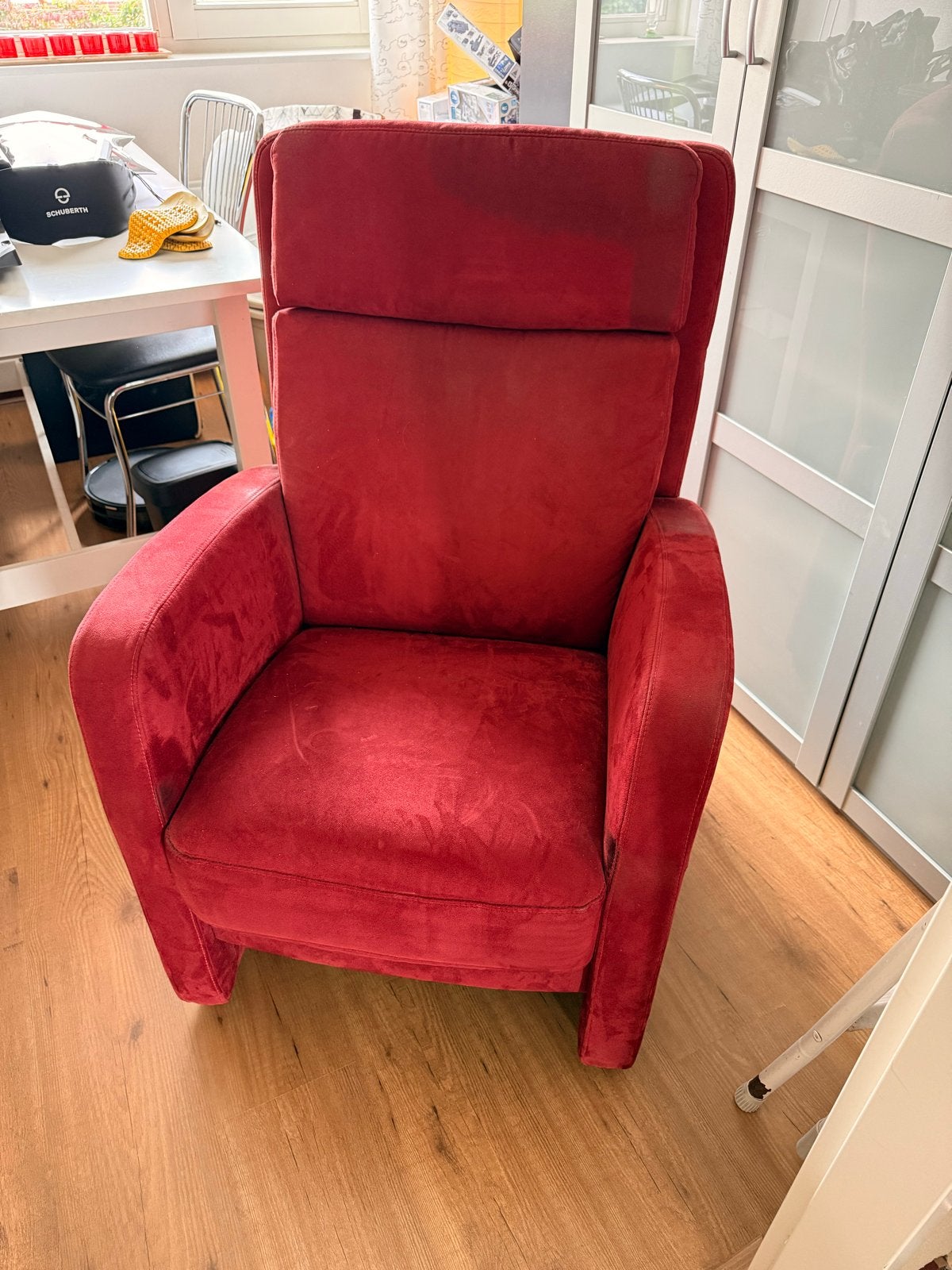 Comfortabele rode fauteuil, Ophalen, Gebruikt, Rood, Eén