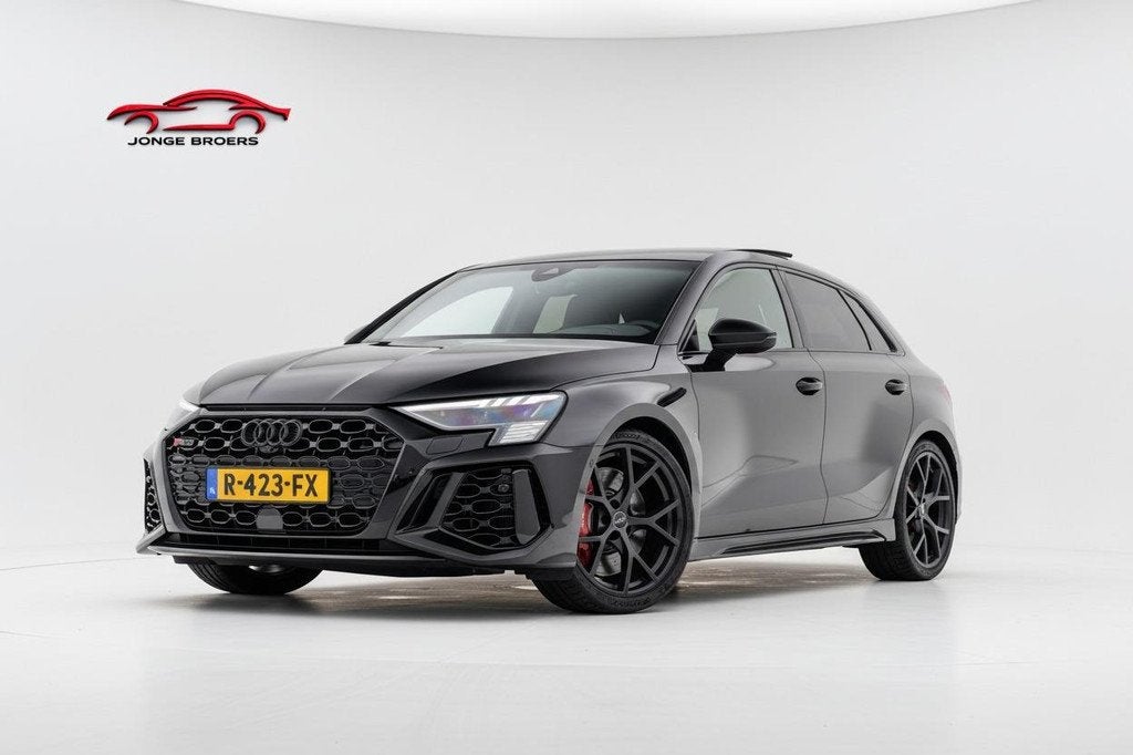 Audi A3 Sportback 2.5 TFSI RS 3 quattro |530pk|Pano|Carbon|M, Auto's, Audi, Automaat, Gebruikt, Euro 6, RS3