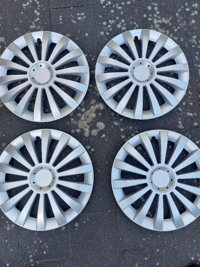 Set (4x) wieldoppen wieldeksels sierdoppen wielkappen 14", Auto diversen, Wieldoppen, Ophalen, Zo goed als nieuw