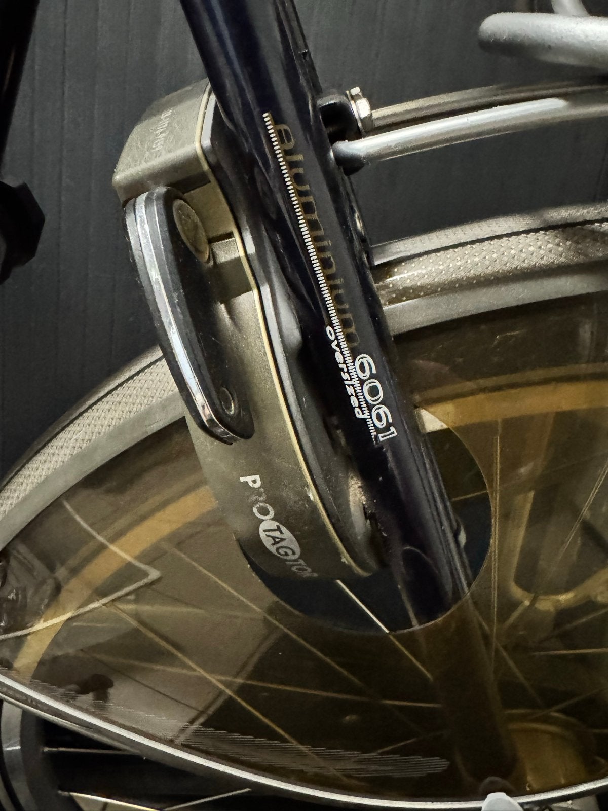 Foto 8 van Excl. Gazelle fiets Goldline met 8 versnell. en fietstassen