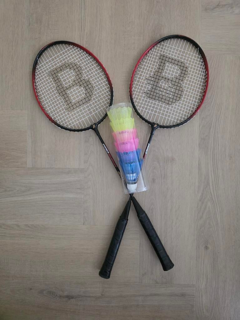 Badminton Rackets met Shuttles, Sport en Fitness, Badminton, Ophalen of Verzenden, Zo goed als nieuw, Racket(s)