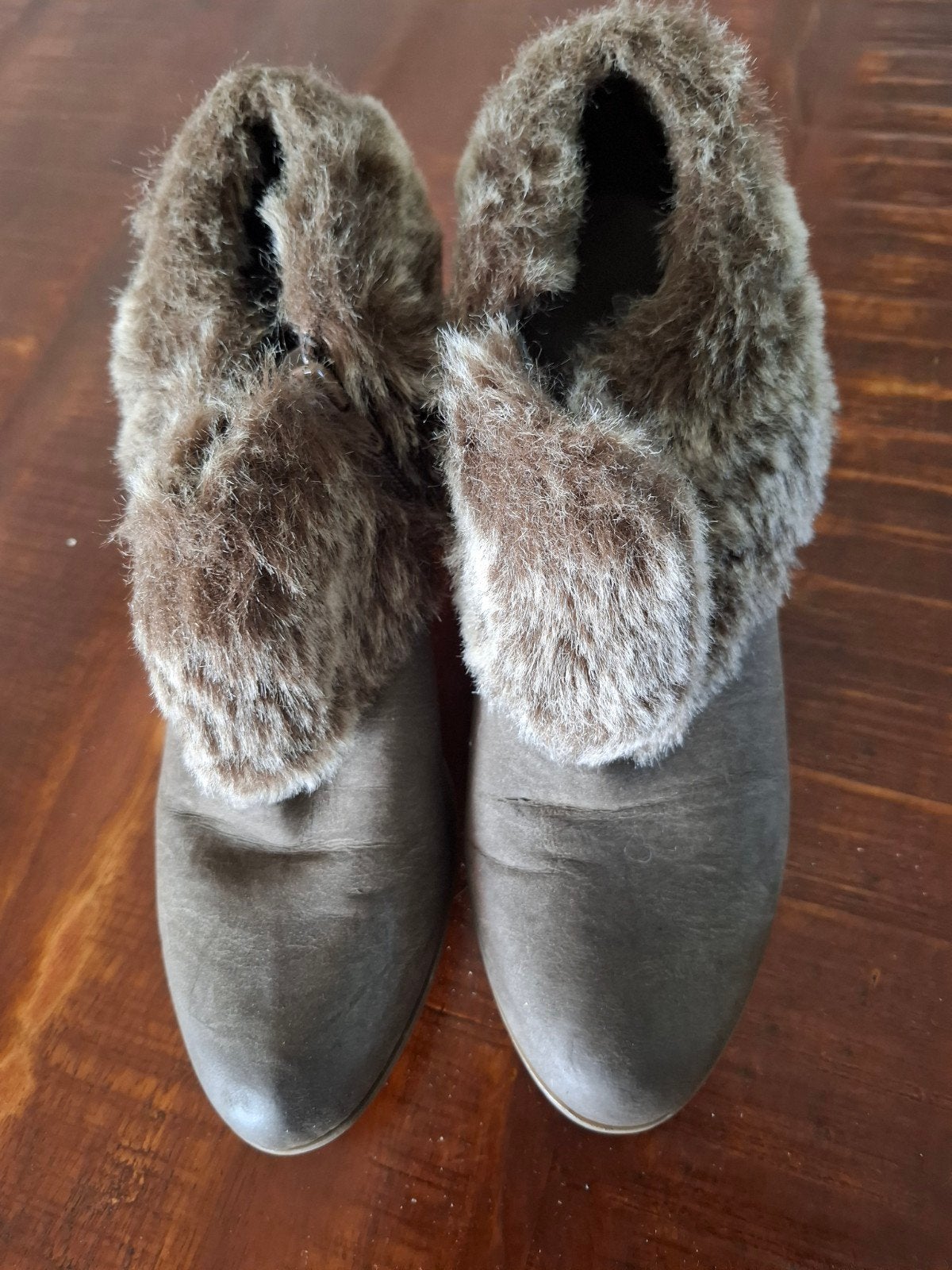 Te koop dames enkellaarsjes met bontkraag maat 41., Bruin, Lage of Enkellaarzen, Ophalen of Verzenden, Graceland