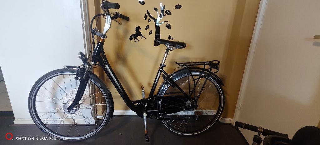 Batavus Fuego E Go elektrische fiets, Fietsen en Brommers, Elektrische fietsen, Ophalen, Batavus, Zo goed als nieuw, 47 tot 51 cm