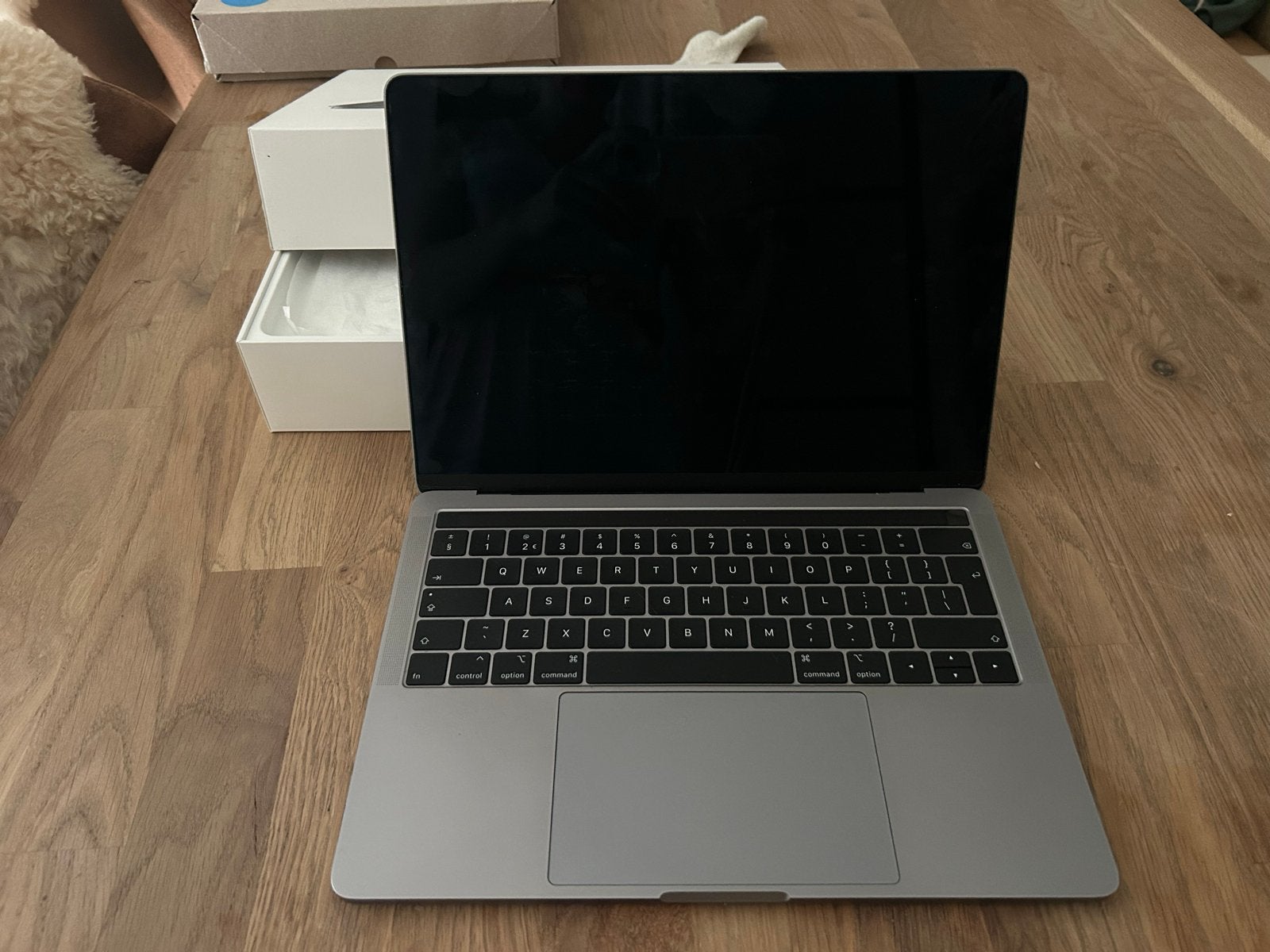 MacBook Pro 13 inch - 256GB (2019), Computers en Software, MacBook Pro, Gebruikt, 256 GB, Qwerty