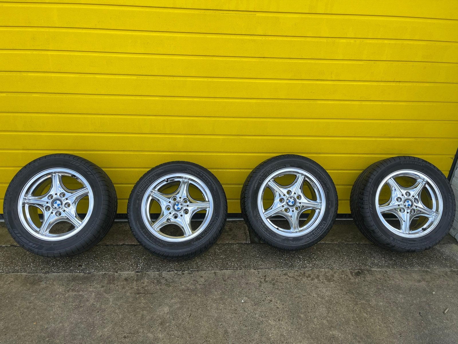 BMW Z3 16 inch 5 spaaks chrome velgen 5x120 + 245/45 R16”, Ophalen, 16 inch, Banden en Velgen, Personenwagen