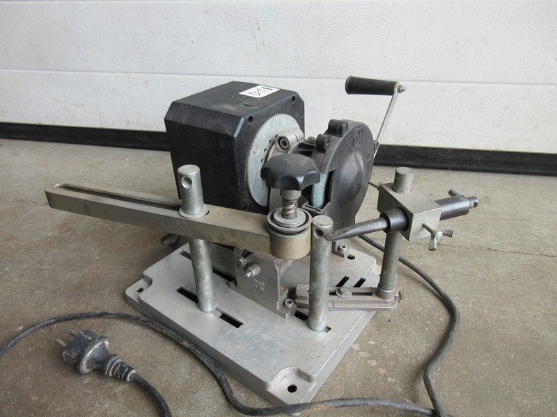 Kleine slijpmachine 220 V, Ophalen, Gebruikt, Minder dan 700 watt, Werkbankslijpmachine