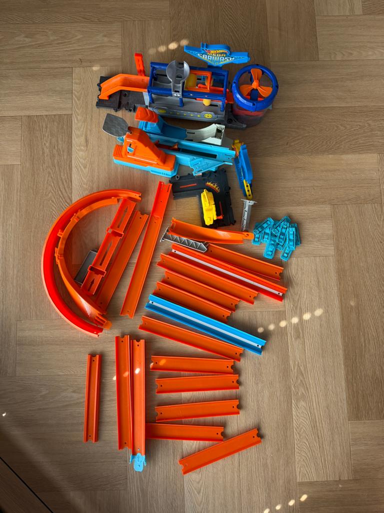 Hot wheels onderdelen, Gebruikt, Onderdelen, Zelf te bouwen, Ophalen of Verzenden