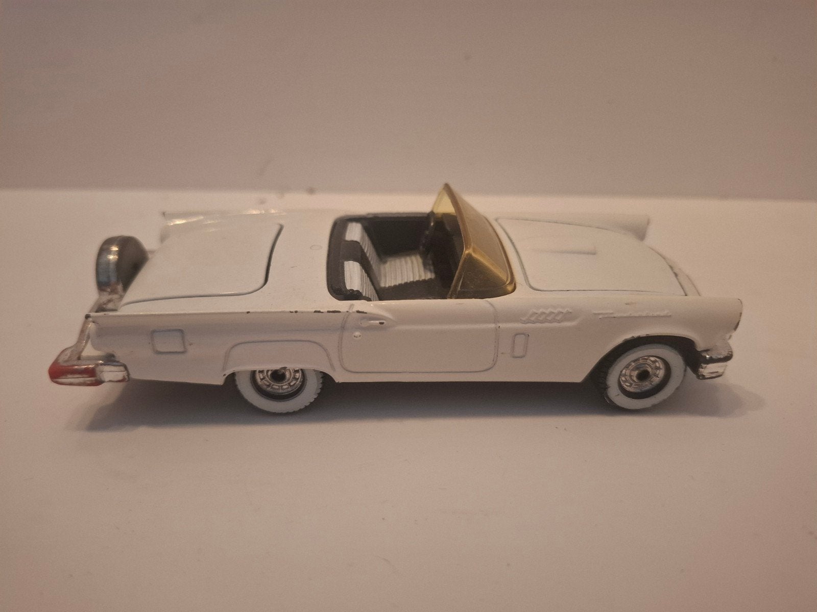 Ford Thunderbird Corgi, Hobby en Vrije tijd, Ophalen of Verzenden, Gebruikt, Auto, Corgi